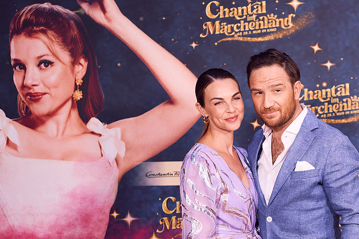 Frederick Lau mit Frau Annika am Red Carpet bei der Chantal im Märchenland Premiere im mathäser Kino München am 25.03.2024 (©Foto: Constantin Film AG / Marvin Rupert) 